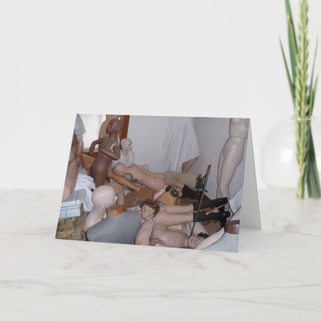 Cartão de Aniversário "Quarto de Mannequin" (Frente)