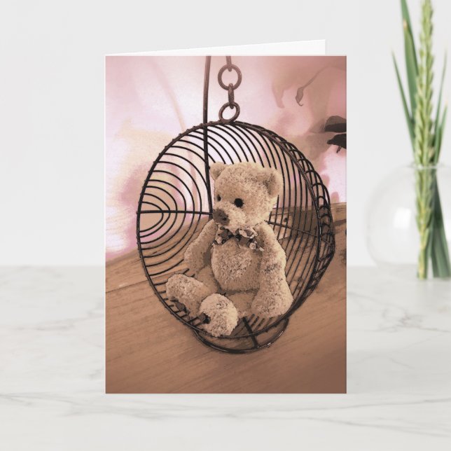 Cartão de Aniversário - Urso de Teddy em balanço (Frente)