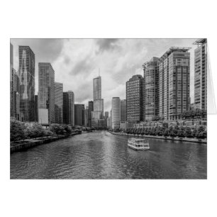 Cartão De Cinzento De Chicago River E Trump Tower