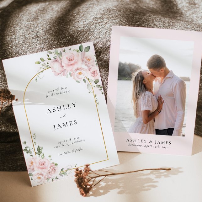 Cartão de Compromisso de Casamento com Arco Floral (Blush pink floral arch save the date wedding card with elegant typography and soft watercolor roses)