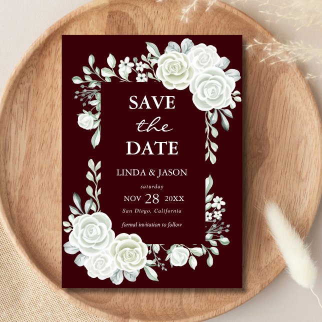 Cartão de Compromisso de Casamento com Rosas Gótic (Burgundy gothic roses save the date card sets a romantic, dramatic tone for your wedding.)