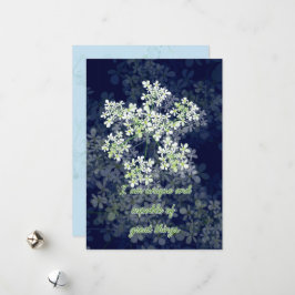 Cartão de confirmação com flores sobre fundo escur