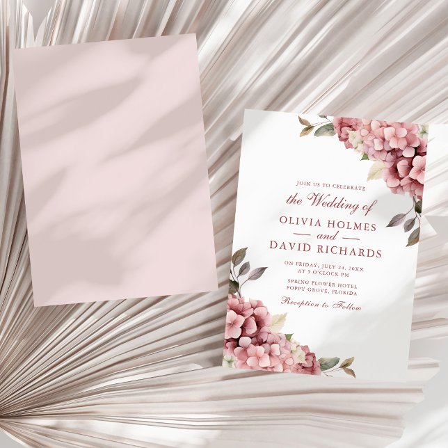 Cartão de Convite de Casamento com Hortênsia Rosa  (Dusty Rose Elegant Hydrangea Wedding Invitation on a sunny neutral dry palm leaf.)