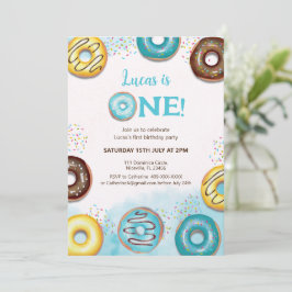 Cartão de convite de primeiro aniversario plano.