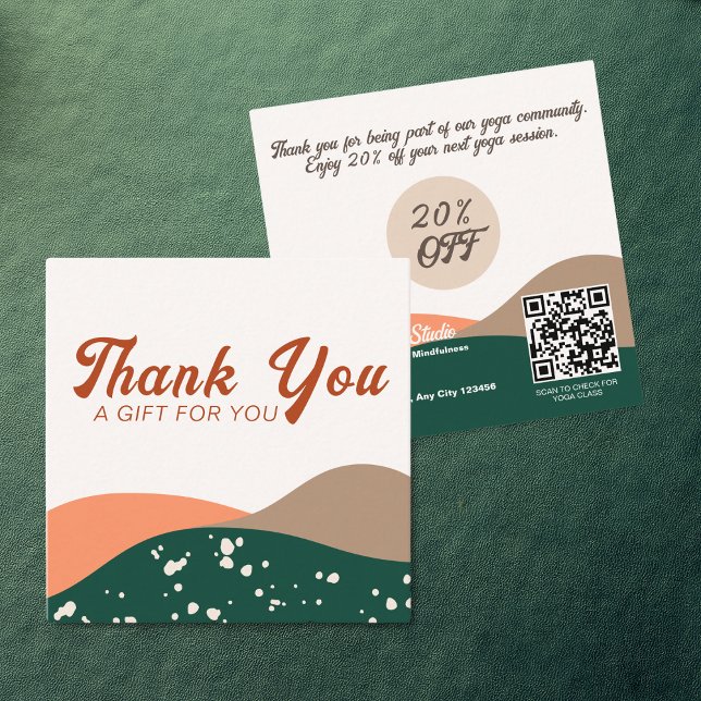 Cartão De Desconto Abstrato Verde Moderno Terra Cotta Yoga (Criador carregado)