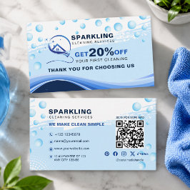 Cartão De Desconto Serviço de Limpeza Profissional Azul Branco Modern