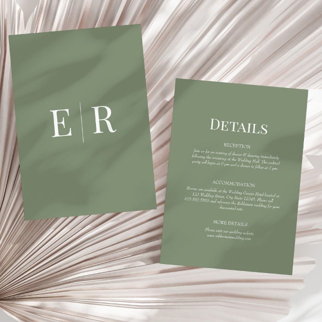 Cartão de Detalhes de Casamento do Monograma Verde (Soft Olive Green Monogram Wedding Details Card on a sunny neutral dry palm leaf.)