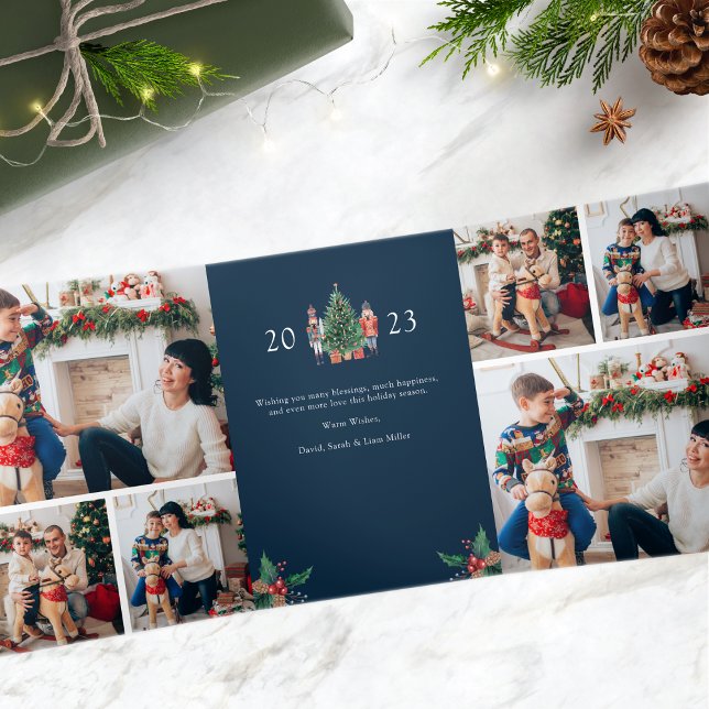 Cartão de Feriado Azul de Triplo Foto (2023 Navy Blue Nutcracker Photo Trifold Holiday Card)