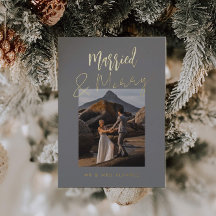 Cartão de Feriado de Folha de Feliz e Casado Moder