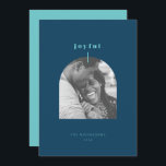 Cartão de Férias com Foto Arqueada Alegre<br><div class="desc">Este cartão de férias apresenta uma paleta de cores festivas,  uma única foto e uma saudação alegre. Outras cores e opções de verso disponíveis mediante solicitação. Obrigado por visitar minha loja Zazzle!</div>