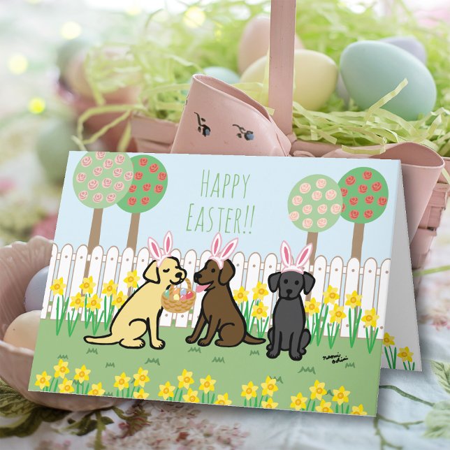 Cartão de Férias do Jardim de Bunnies da Páscoa de (Yellow Lab and Chocolate Lab and Black Lab Easter Bunnies Greeting Cards.  Cute Labrador Cartoon.)