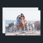Cartão de Férias Shalom Star Hanukkah<br><div class="desc">A palavra "Shalom" diz tudo sobre este Cartão com fotos Hanukkah moderno,  com a Estrela de David. A cor de fundo no verso é personalizável. Procure por coordenar produtos da Parcel Studios.</div>