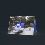 Cartão De Festividades A chilli pepper a day<br><div class="desc">This is a cute,  chubby,  snowman holding 
a chilli pepper in one hand and a banner in the other, 
with the message,  "a chilli pepper a day keep's the chill's at
bay. Stay warm,  happy and healthy this season".</div>