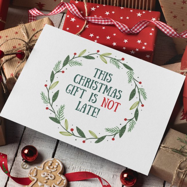 Cartão De Festividades A Procrastinação Familiar Engraçada Atrasou O Nata (You are right to send Christmas cards late. Technically, Christmas doesn't begin until Dec. 25.)