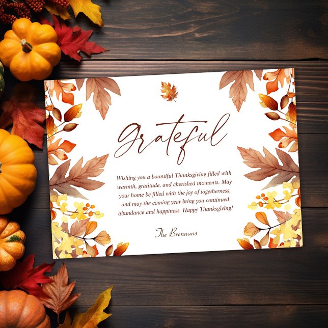 Cartão De Festividades Ação de Graças Grata e Elegante Moderna (Modern Elegant Grateful Fall Thanksgiving Holiday Card)