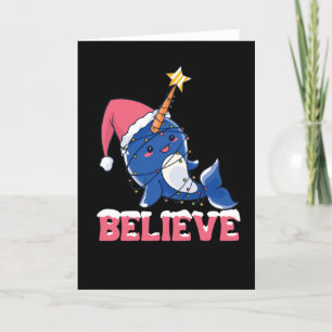 Cartão De Festividades Acredite em Narwhal Natal Luzes de Fadas de Neve