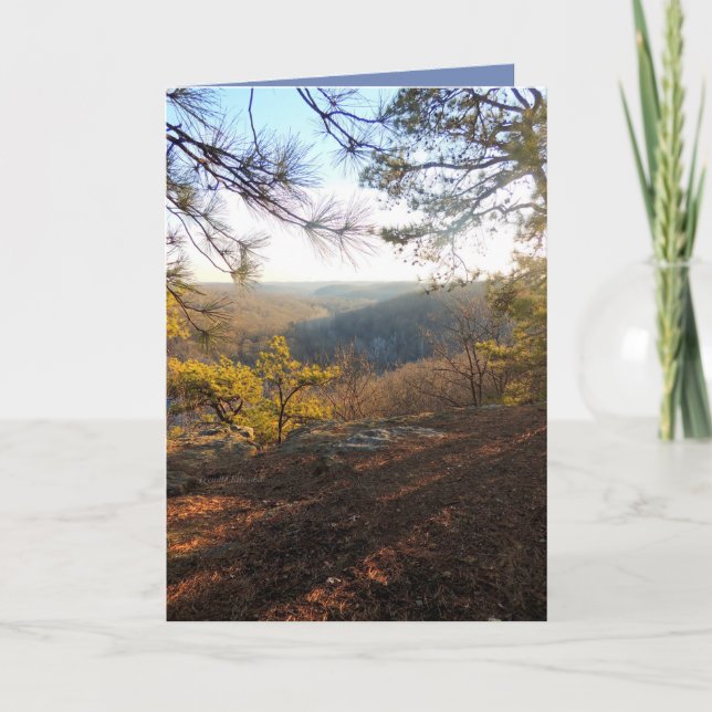 Cartão De Festividades Alcance para a luz, vista das colinas (Frente)