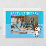 Cartão De Festividades Amendoins | Snoopy Happy Hanukkah<br><div class="desc">Envie este cartão de feriado do Peanuts divertido. Personalize com sua foto.</div>