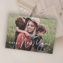 Cartão De Festividades Ano Novo Simples de Foto de Script Moderno