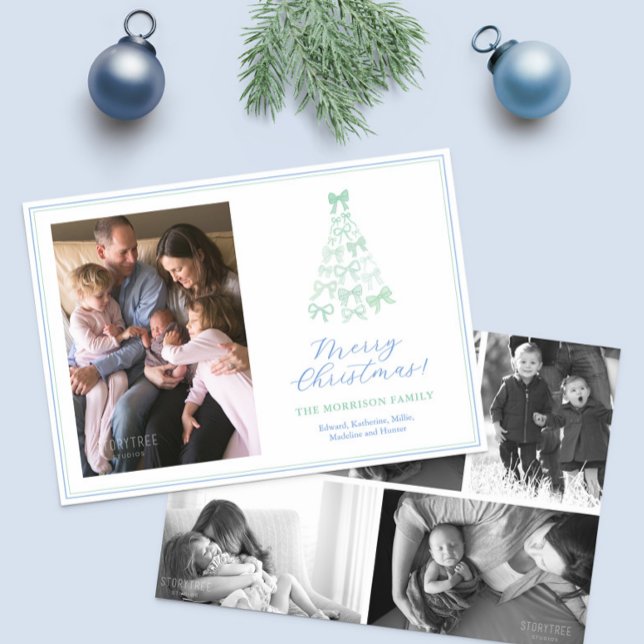 Cartão De Festividades Arcos Modernos Foto de Natal Verde Azul (Modern whimsical watercolor blue and green bows Merry Christmas Happy Holidays Photo Card)