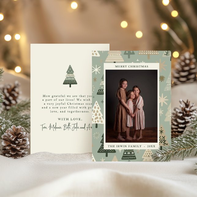 Cartão De Festividades Árvores de Natal pintadas à mão em creme e foto (Criador carregado)