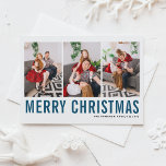 Cartão De Festividades Azul Tipografia Foto Colagem Feliz Natal<br><div class="desc">Feliz Natal! Cartão plano personalizável de colagem de fotos de Natal com tipografia simples azul e padrão de neve. Personalize adicionando três fotos,  nomes,  ano e outros detalhes. Este cartão plano de Natal moderno está disponível em outras cores e estoque de papelão.</div>