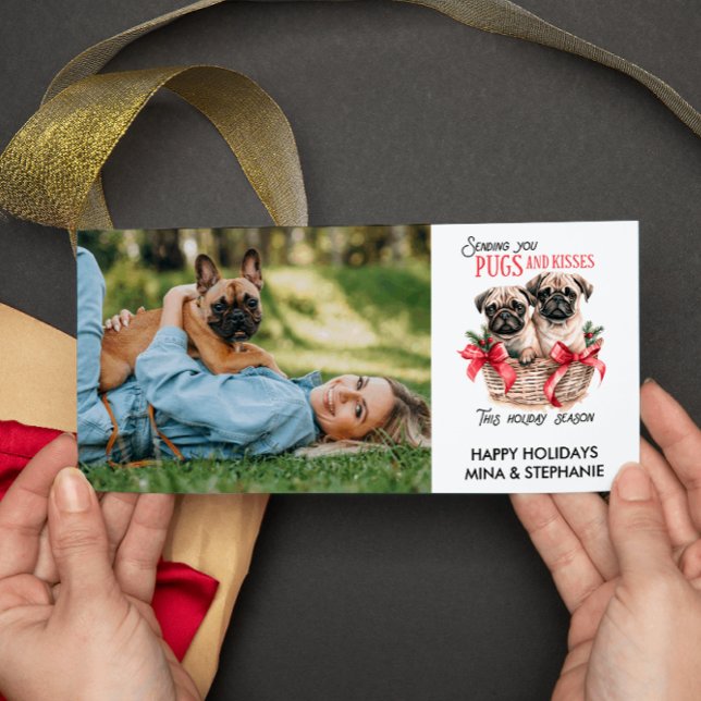 CARTÃO DE FESTIVIDADES BEIJOS E BEIJOS ENGRAÇADOS DOIS FOTOS NATAL (PUGS AND KISSES CHRISTMAS TWO PHOTO HOLIDAY CARDS. digital download available)