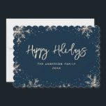 Cartão De Festividades Blue Snowflake Snow Winter<br><div class="desc">Cartão Azul Feliz de Férias com flocos de neve espumantes. Personalize facilmente este cartão de férias minimalista,  mas elegante,  com o seu texto.</div>