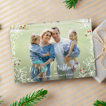 Cartão De Festividades Boias Botânicas Feliz Foto Da Família De Natal<br><div class="desc">Celebre a estação com este belo cartão de férias com a sua foto enquadrada por uma borda botânica branca com bagas vermelhas festivas. Mantenha a saudação atual de "Feliz Natal" ou mude para a sua saudação personalizada. A parte de trás apresenta um padrão de bolinhas divertido - alterando facilmente a...</div>