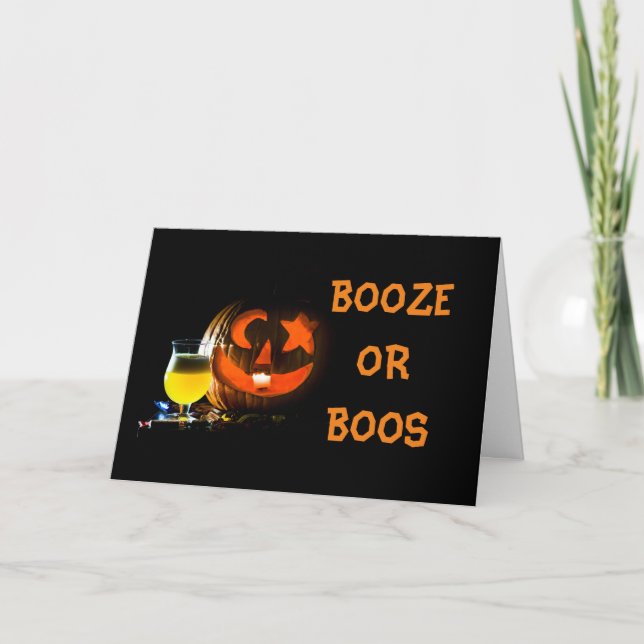 CARTÃO DE FESTIVIDADES **BOOZE OU BOOS** PRIMEIRO PARA NÓS NO HALLOWEEN? (Frente)