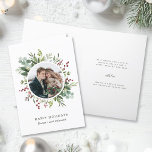 Cartão De Festividades Botânica Greenery Foto de Natal<br><div class="desc">Esta foto de Natal | Folhas dobradas de feriado apresentam cor d'água eucalipto,  folhas verdes,  bagas vermelhas,  ramificações de pínus e uma foto circular com dentro de texto opcional. Para personalização mais avançada deste design,  clique no link "personalizar mais". Itens correspondentes também estão disponíveis.</div>