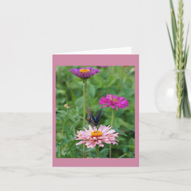 Cartão De Festividades Butterfly in the Garden (Frente)