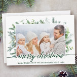 Cartão De Festividades Caligrafia Pine Greenery Foto<br><div class="desc">Moderno Elegante Caligrafia Roteiro Feliz Natal Pine Greenerescente Cartão com fotos da Família de Pinheiros de Férias com Aquarelas - Script Verde</div>