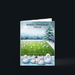Cartão De Festividades Campo de treinador de futebol de Snowman<br><div class="desc">Um design de inverno fofo para o treinador de futebol, um campo de futebol de boneco de neve e muitos fãs de boneco de neve em volta do treinador jogador de futebol boneco. Personalizar conforme desejado. Um design de férias engraçado para amantes e treinadores de futebol.</div>