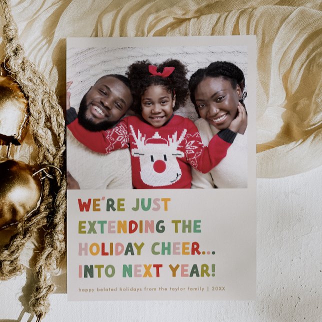 Cartão De Festividades CarOL Cream Anos novos Atrasados Engraçados Natal (CAROL Cream Cute Late New Years Funny Christmas Holiday Card)