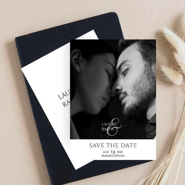 Cartão De Festividades Casamento Fotográfico de Script Chic Salvar a Data (Criador carregado)