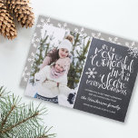 Cartão De Festividades Chalkboard Snowflake Felke Foto de Natal Feliz |<br><div class="desc">Belo cartão com fotos de festas baseado em tipografia apresenta uma foto de família. "É a época mais maravilhosa do ano" aparece em tipografia branca, escrita à mão, sobre um fundo do quadro de cinza de carvão acentuado com flocos de neve brancos. Personalize o cartão com sua saudação pessoal, seu...</div>