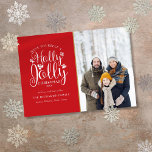 Cartão De Festividades Christmas Holly Jolly Script Modern Photo<br><div class="desc">Um elegante design de cartão de feriado Holly Jolly para você personalizar com sua foto,  mensagem,  nomes e ano favoritos. Os traços inversos caindo flocos de neve. Você pode personalizar a cor de fundo para corresponder ao seu tema de feriado favorito. Projetado por Thisnotme©</div>