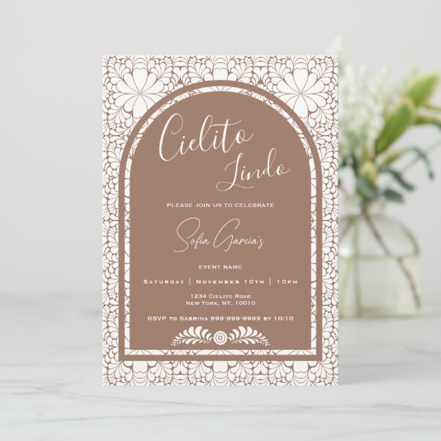 Cartão De Festividades Cielito Lindo Mexican Folk Art Clay Brown Invite (Em pé/Frente)