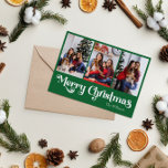 Cartão De Festividades Clássico, Simples, Feliz Natal Três Foto<br><div class="desc">Celebre a temporada com este simples e único e clássico cartão verde Feliz Natal, três fotos, com um toque de charme de vintage. A design minimalista apresenta uma elegante paleta de cor verde e branca, evocando o espírito aconchegante do inverno. O seu apelo moderno e divertido, aliado à formulação tradicional,...</div>