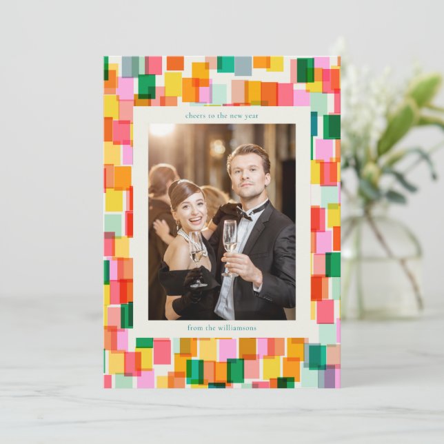Cartão De Festividades Colorblock Confete Alegre Ano Novo Moderno (Em pé/Frente)