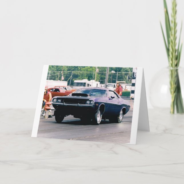 Cartão De Festividades Corrida de Arrasto (Frente)