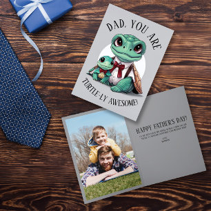 Cartão De Festividades Cute Dad and Kid Turtle Father's Day Card Photo