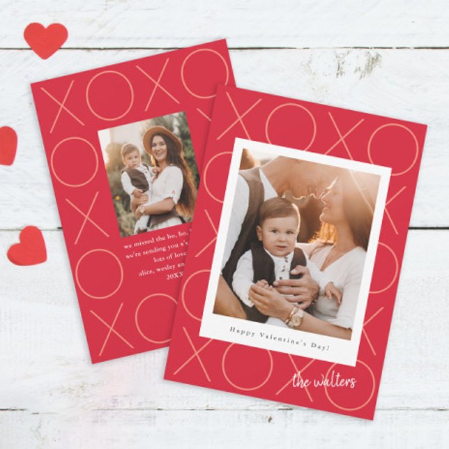 Cartão De Festividades Dia de os namorados de Fotografia de Quadro XOXO M (Modern double sided 2 photo valentine's day card with XOXO border and script names.)