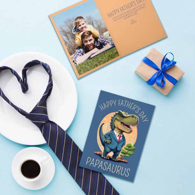 Cartão De Festividades Dia de os pais de Cartoon Papasaurus Dinossaur (Criador carregado)