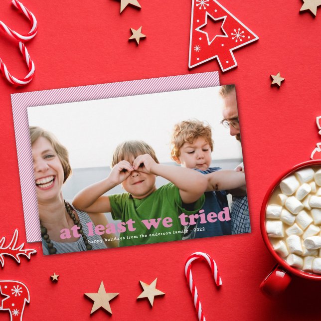 Cartão De Festividades Engraçado Pelo Menos Testamos Foto De Natal Rosa (Criador carregado)
