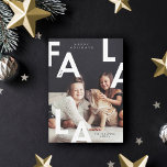 Cartão De Festividades Fa La Bold Letters Moderno Minimalista Foto<br><div class="desc">FA LA oh que maravilhosa época do ano! Mande um pouco de alegria para amigos e família com o nosso cartão moderno de festas. Simples design moderno com uma foto de cheio mostrada ousadamente com uma simples carta negrito Fa La por cima da foto. Personalize com uma saudação, assinatura familiar...</div>