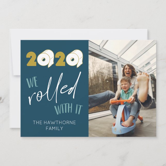 Cartão De Festividades Famoso Natal personalizado com "Rolling with it" (Frente)