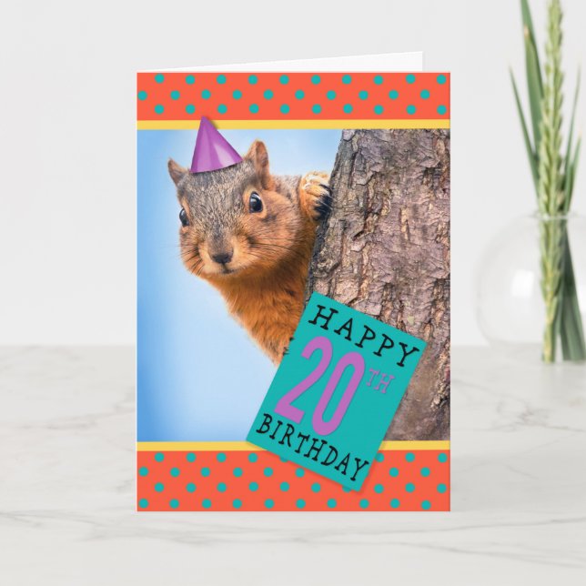 Cartão De Festividades Feliz 20 Birthday Cute Squirrel em Partido Hat (Frente)