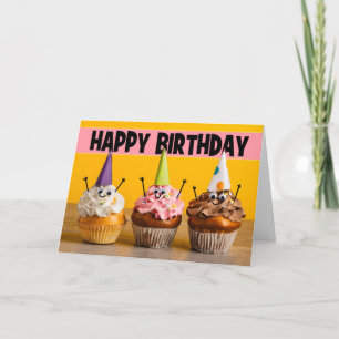 Cartão De Festividades Feliz aniversário Cupcakes bonitos em chapéus de f
